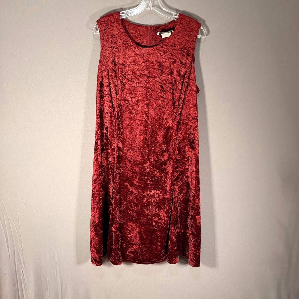 Vintage Maroon Burgundy Red Crushed Velvet Sleeveless Lace Up Back Dress 22W